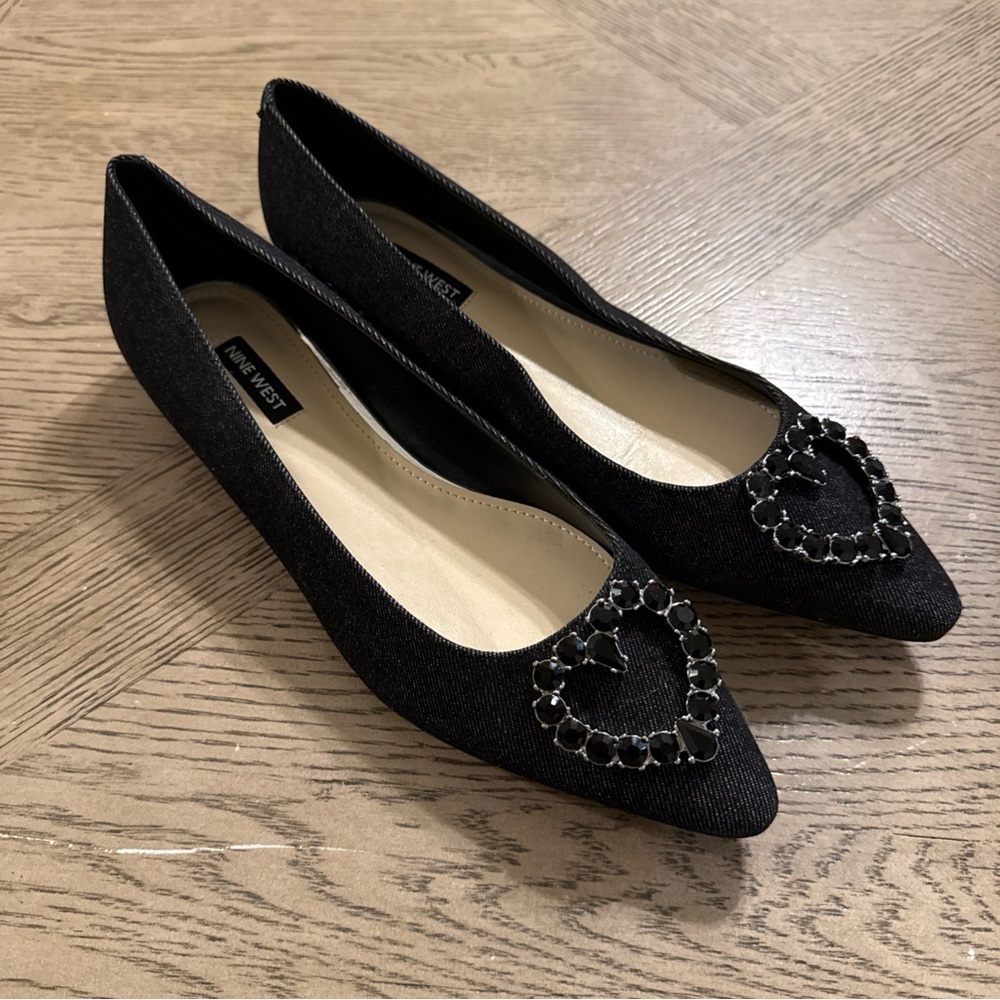 Woman's Flats Nine West Hearts Flat 9